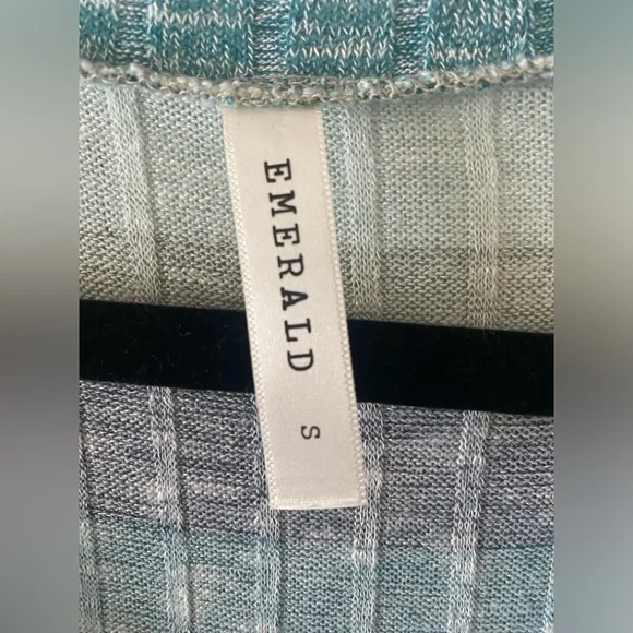 Striped V-Neck Ribbed Top - Picture 2 of 5